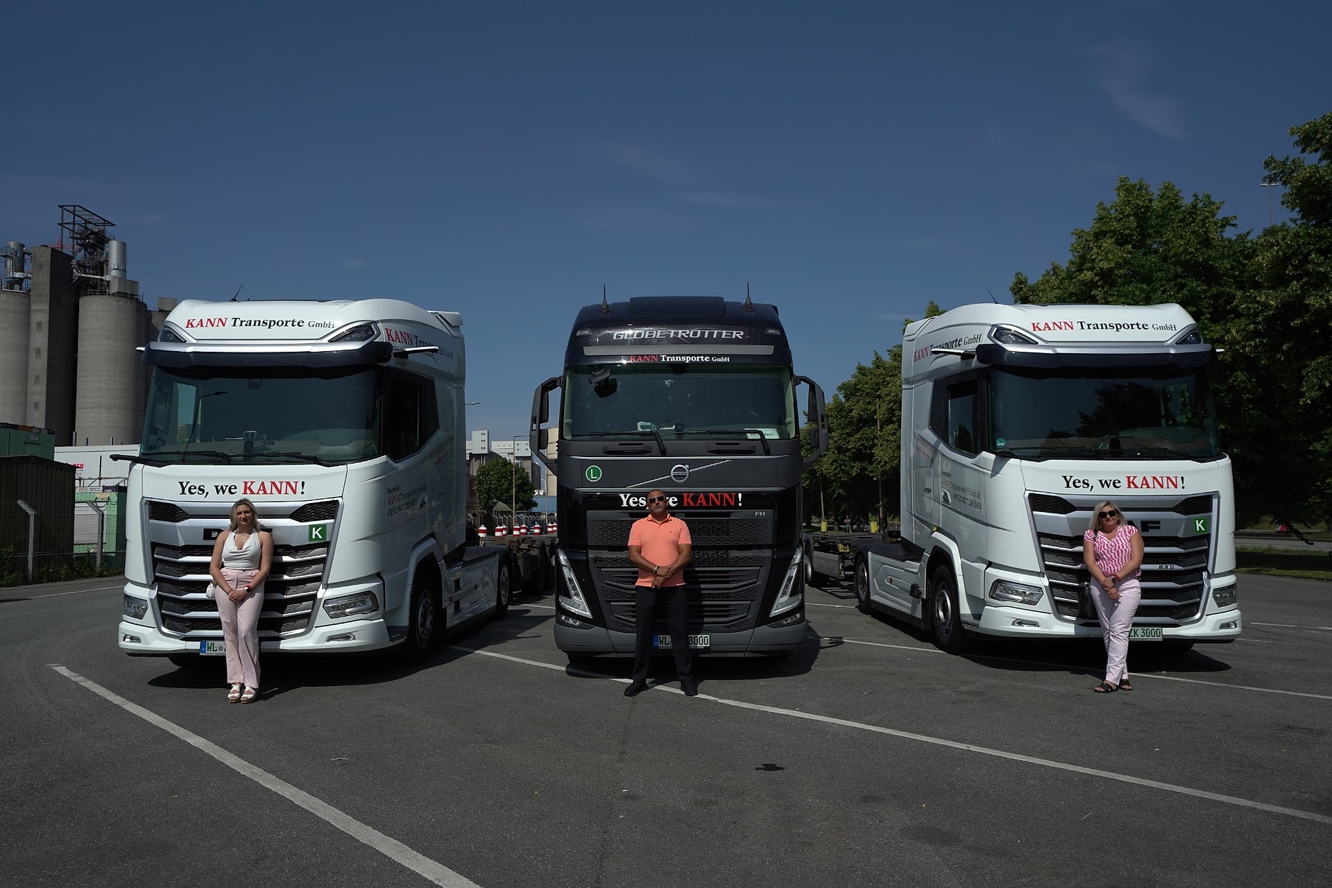 Fahrzeuge und Team der KANN Transporte GmbH